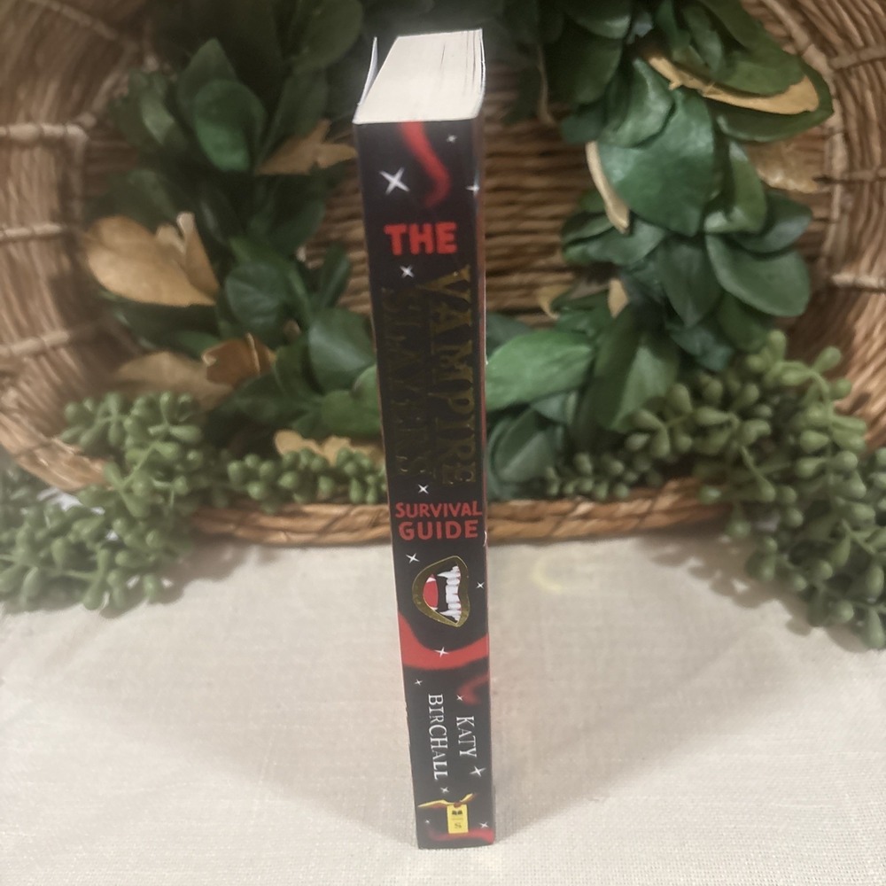 The Vampire Slayer's Survival Guide by Katy Birchall [Paperback] New Fantasy - Picture 4 of 11